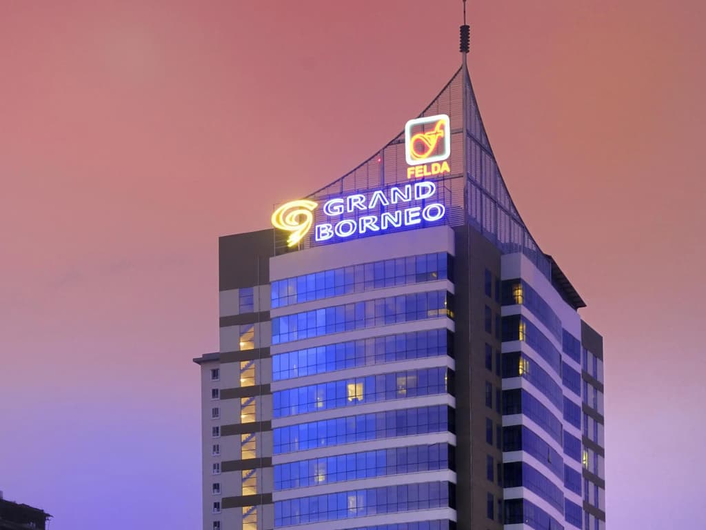 Grand Borneo Hotel - photo 1