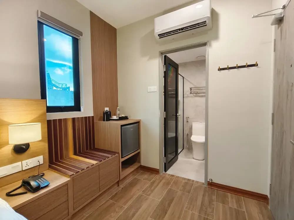 Zoom Hotel - photo 11