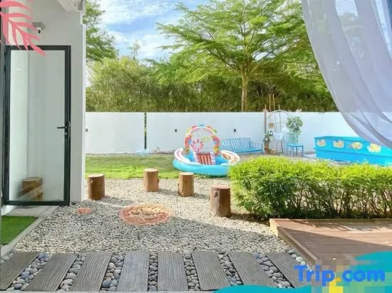 Tuas*Legoland Villa•KTVPoolBbqNetflix•Iskandar - photo 1