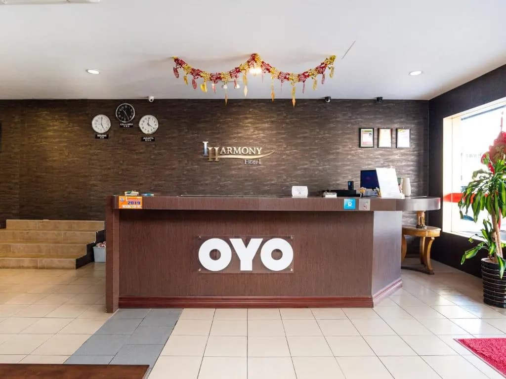 OYO 960 I Harmony Hotel - photo 2