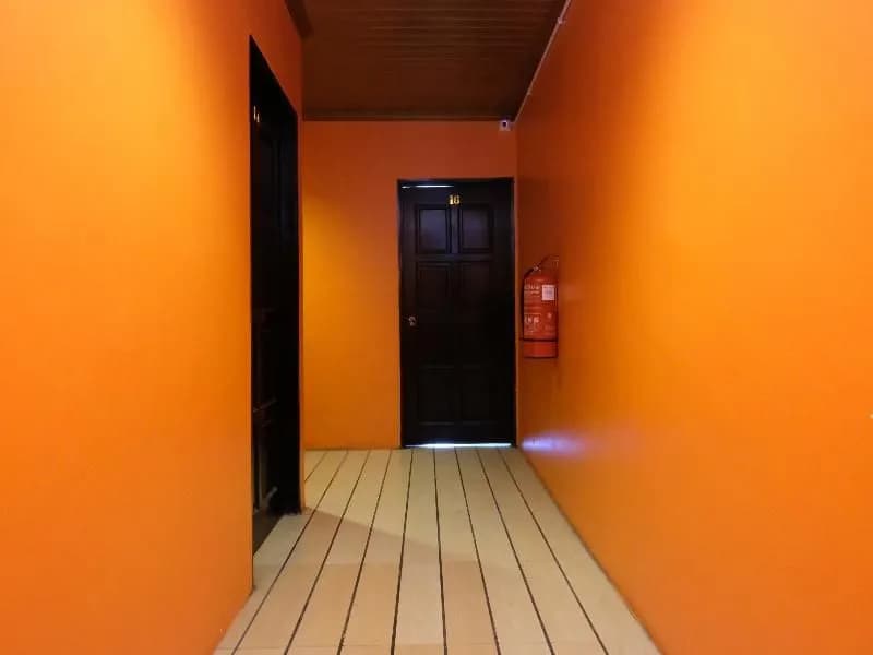 OYO 1028 15 Avenue Inn - photo 12