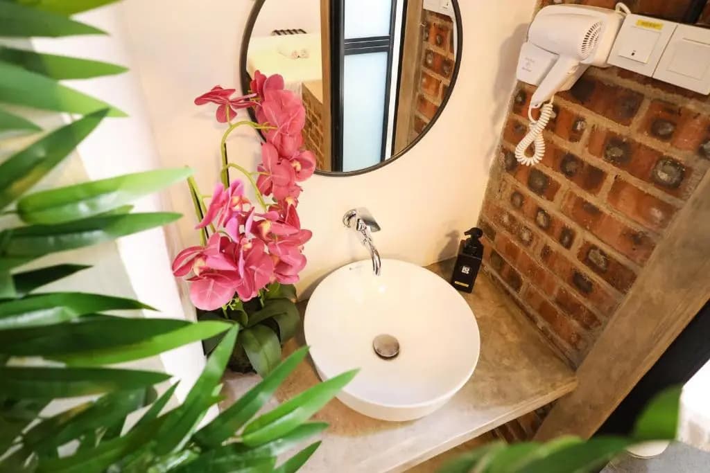 Suite 18 Boutique Hotel - photo 33