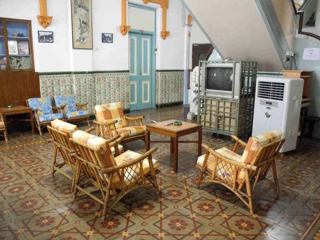 New Savoy Hotel - photo 1