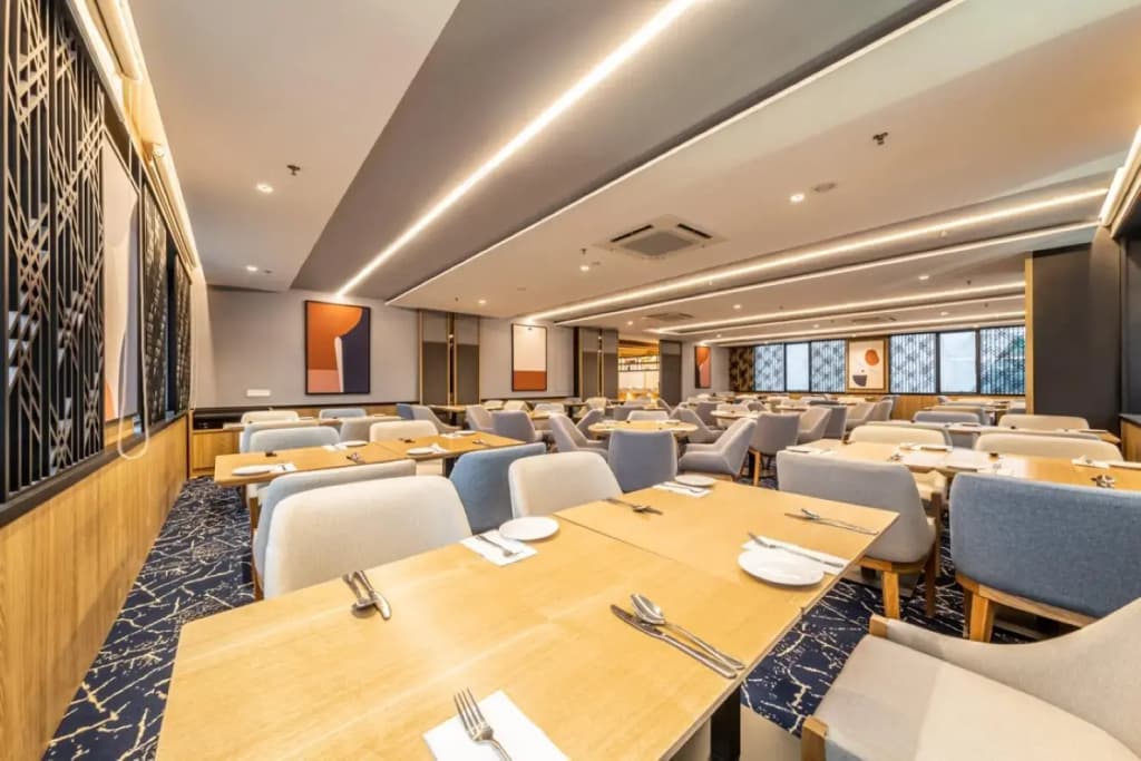 Fives Hotel Johor Bahru City Centre - photo 12