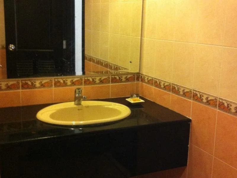 HP Vacation Condo at Marina Court - photo 7