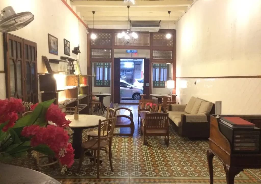 Pavilion Coffee Guesthouse - photo 19
