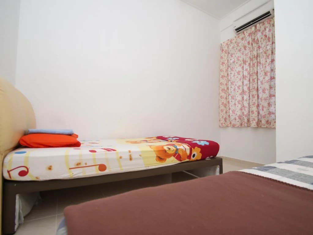 Lesa Guesthouse - Taman Nadi - photo 1