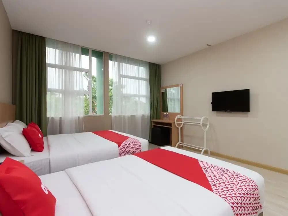 Labuan Avenue Hotel by OYO Rooms - photo 2