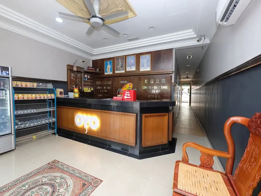 Nice Stay Hotel by OYO Rooms - photo 15