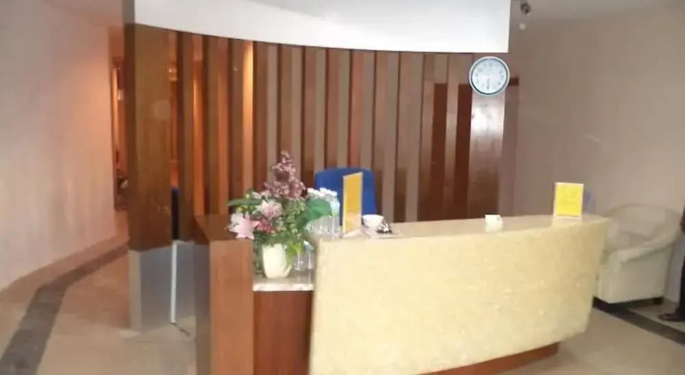 New Wave Vines Hotel - photo 12