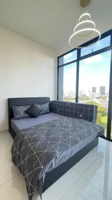 Suites with Infinity Pool at Georgetown B11 - photo 6