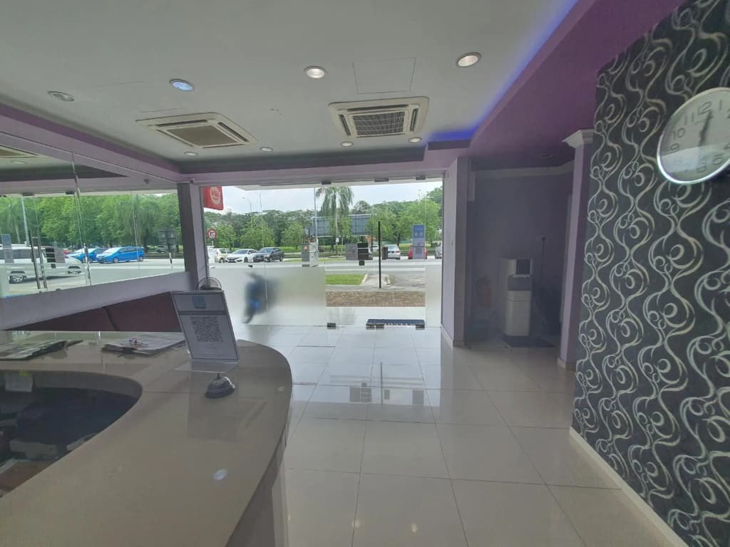 OYO 90177 Byond Hotel - photo 8