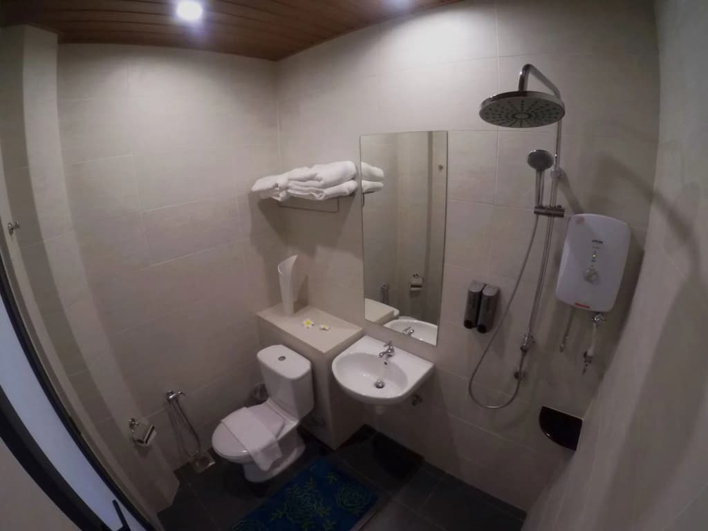 B Street Hotel - photo 8