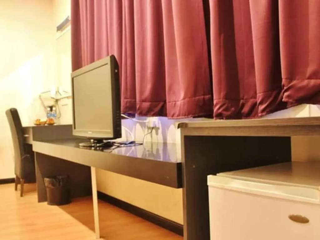 Prince Hotel - photo 20