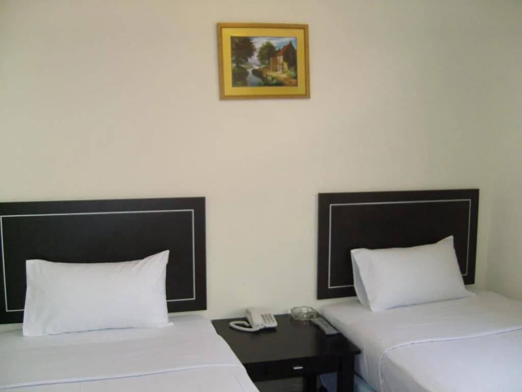 Linkway Hotel - photo 1