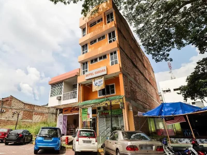 OYO 89584 Hotel Sahara Kuala Kubu Bharu - photo 1