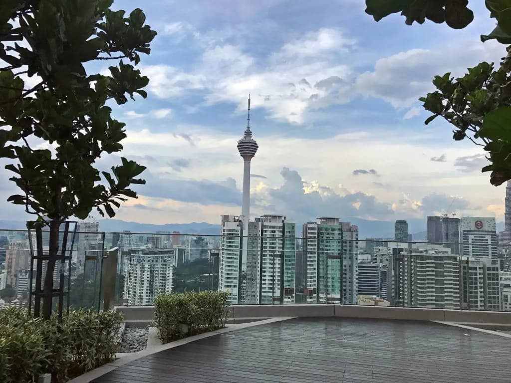The Robertson by Matahari Suites - photo 10