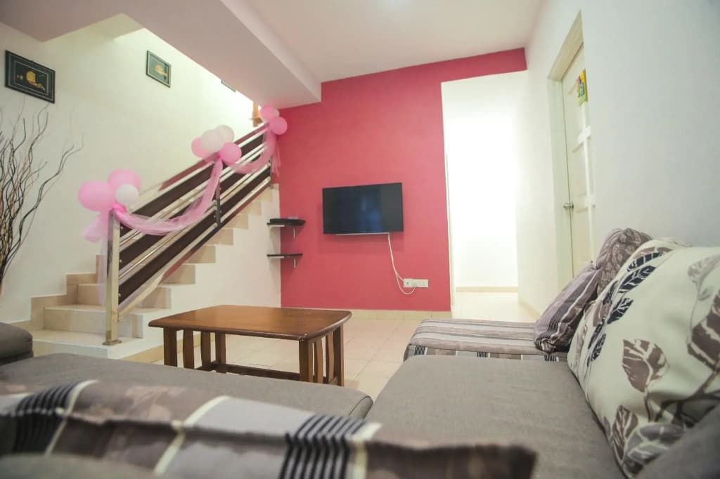DesaTebrau NewStar Homestay - Wedding Bridal House - photo 13