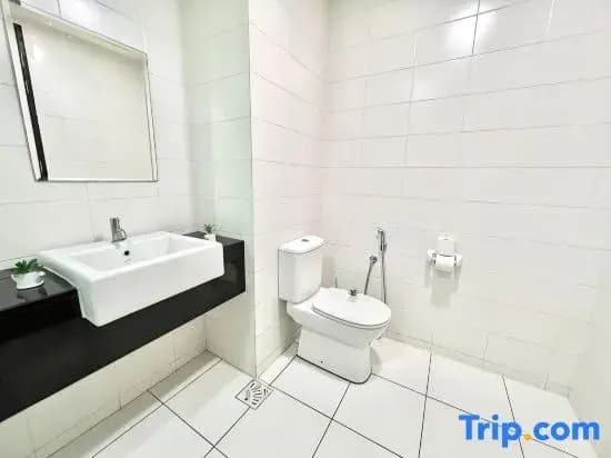 B Setia Alam 1-5 Pax Cozy Home Wifi&TV Studio 3 Beds Trefoil Shah Alam - photo 2