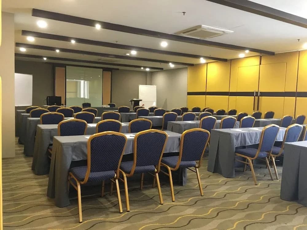 Aliya Hotel Klang - photo 23