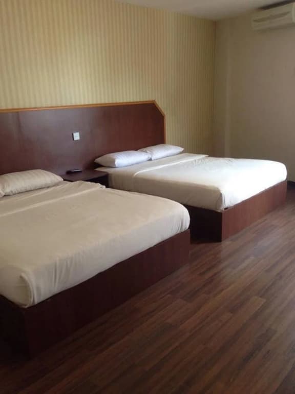 Urban Hotel - photo 4
