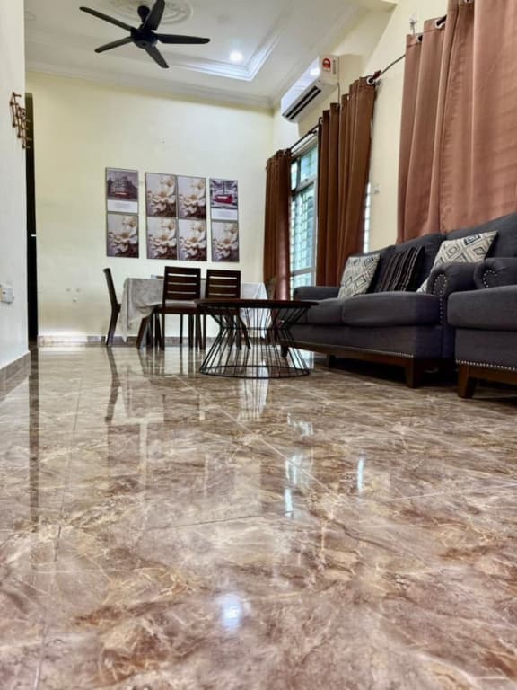 Homestay Selesa KPB Guest House - photo 9
