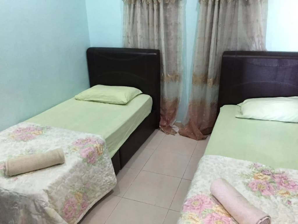 Zulina Homestay - photo 3