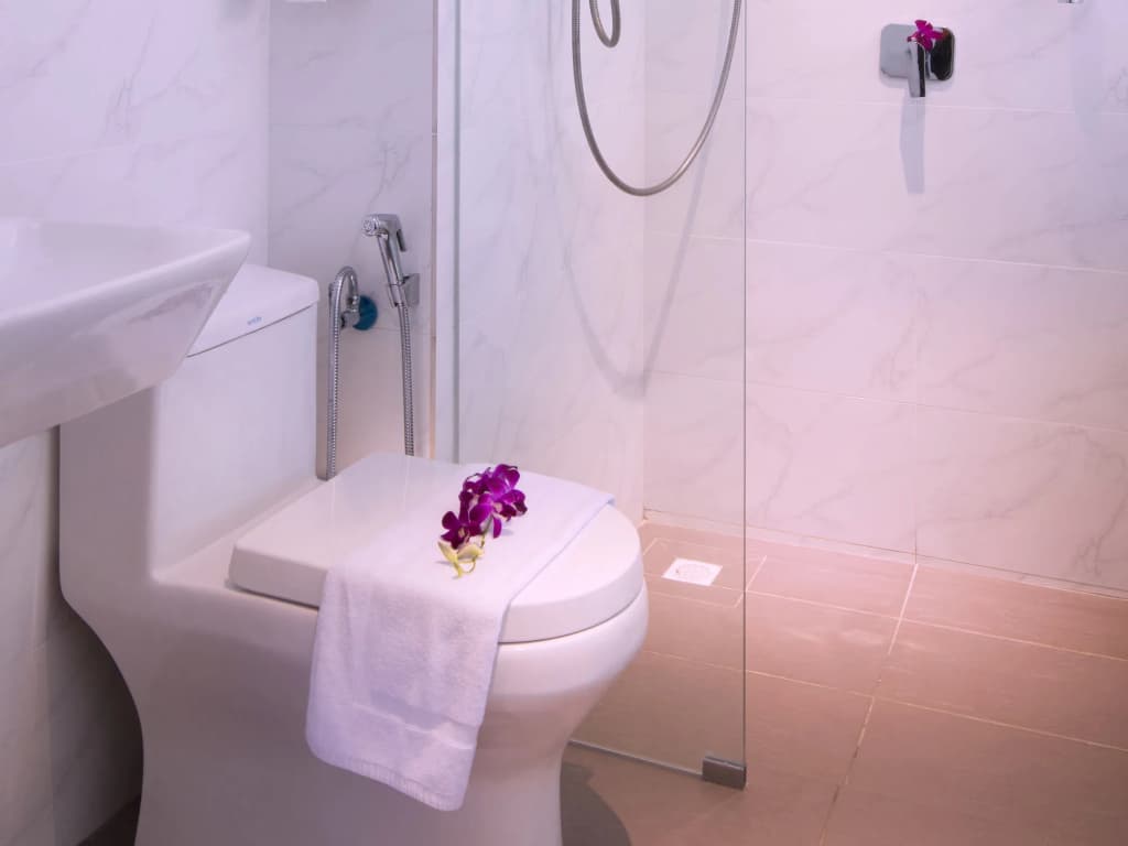 T Hotel Macallum - photo 10