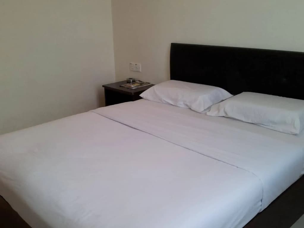 OYO 89715 CK Hotel - photo 4