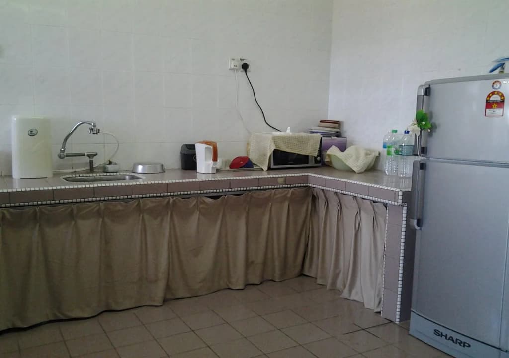 Zenith Guest House @ Palm Court - photo 5