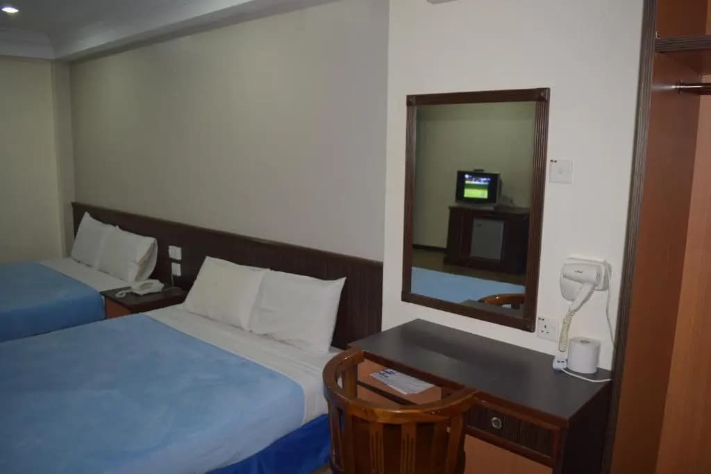 Federal Hotel - photo 3