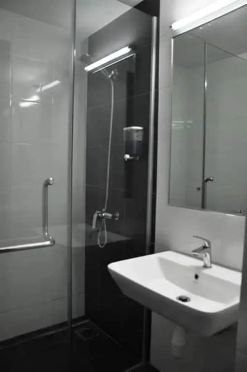 KL2F Empire Hotel  Empire - photo 13