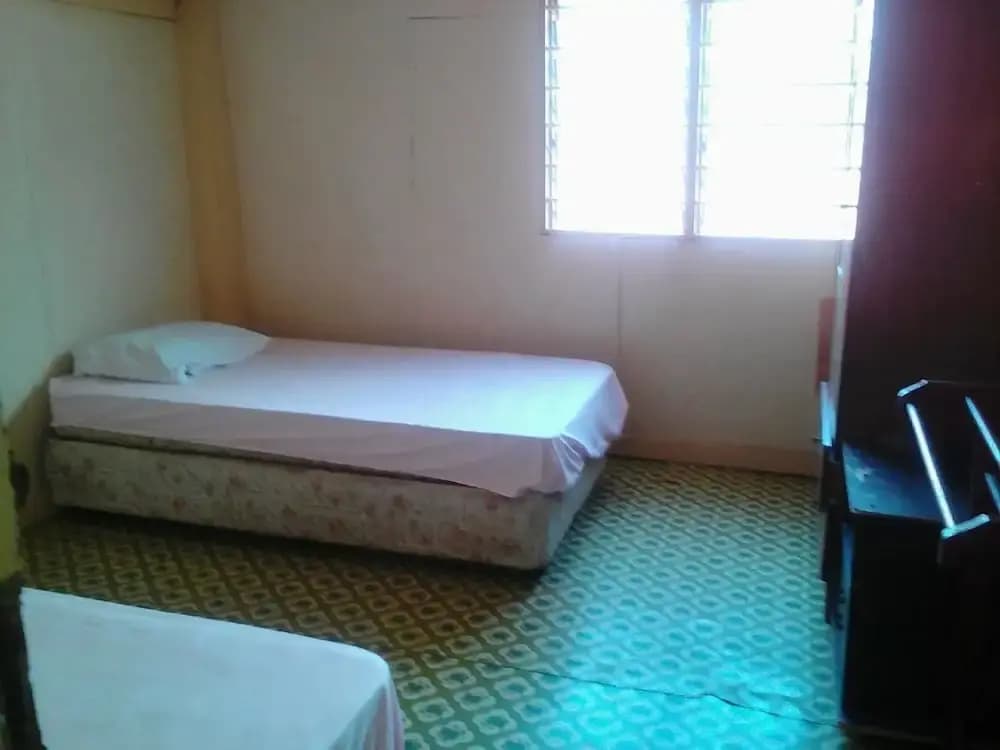 Mermaid & Unicorn Guesthouse - photo 2