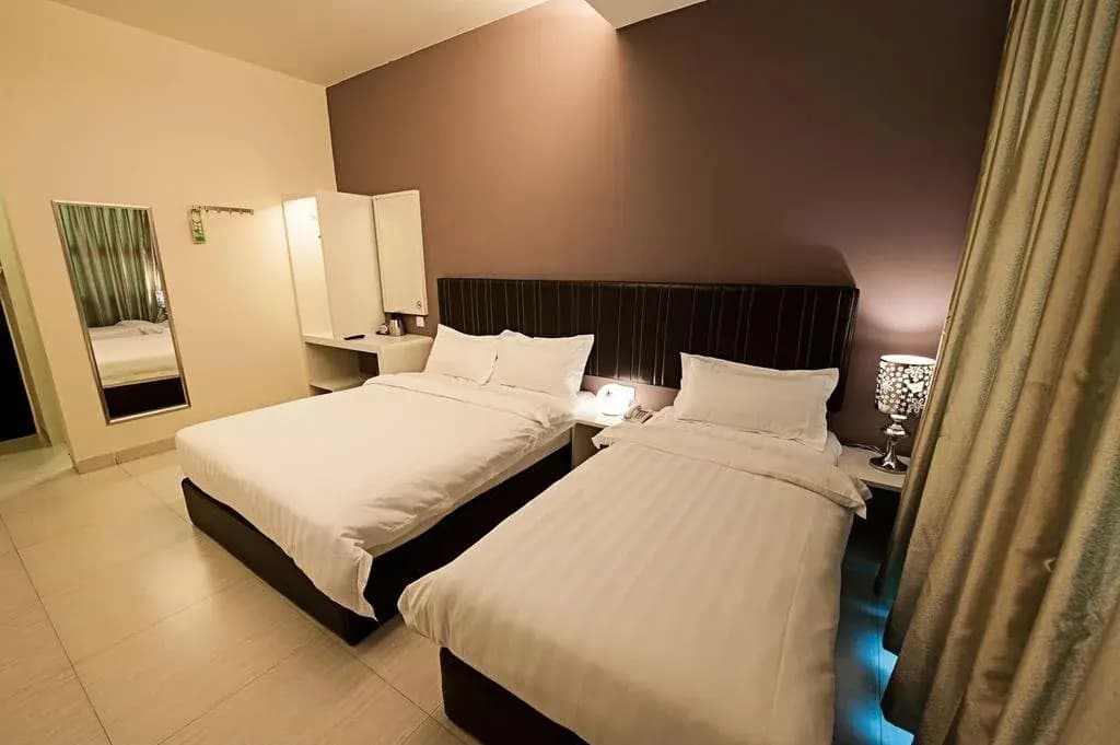Seven Boutique Hotel - photo 12