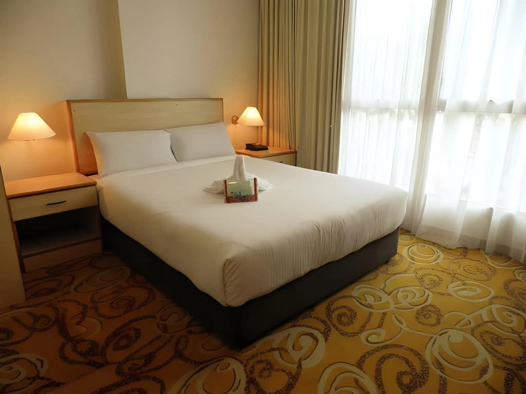 The Orchid Hotel - photo 10