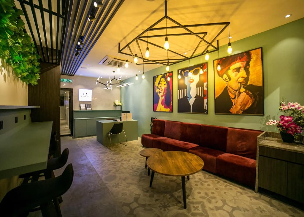 Eureka Hotel - photo 1