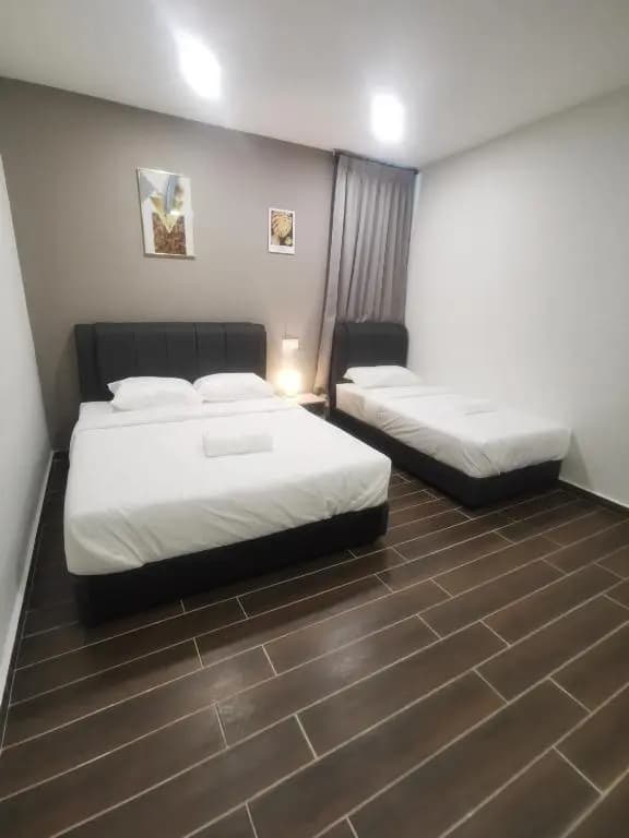 Hotel Mutiara - photo 11