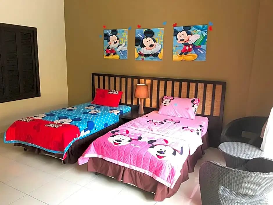 Gold Coast Morib Mickey House - photo 1