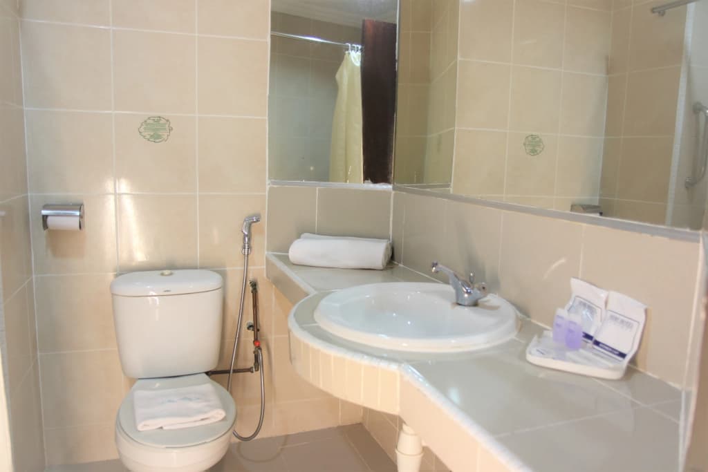 Miri Hotel - photo 18