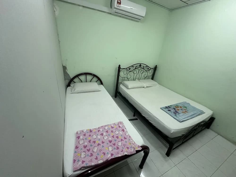 OYO 90881 Top Star Hotel - photo 4