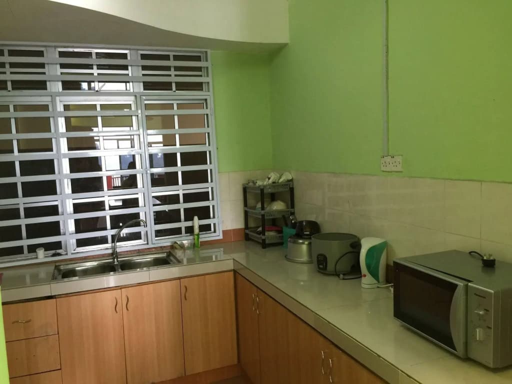 Cameron Pasar Malam Apartment at Crown Imperial Court - photo 18