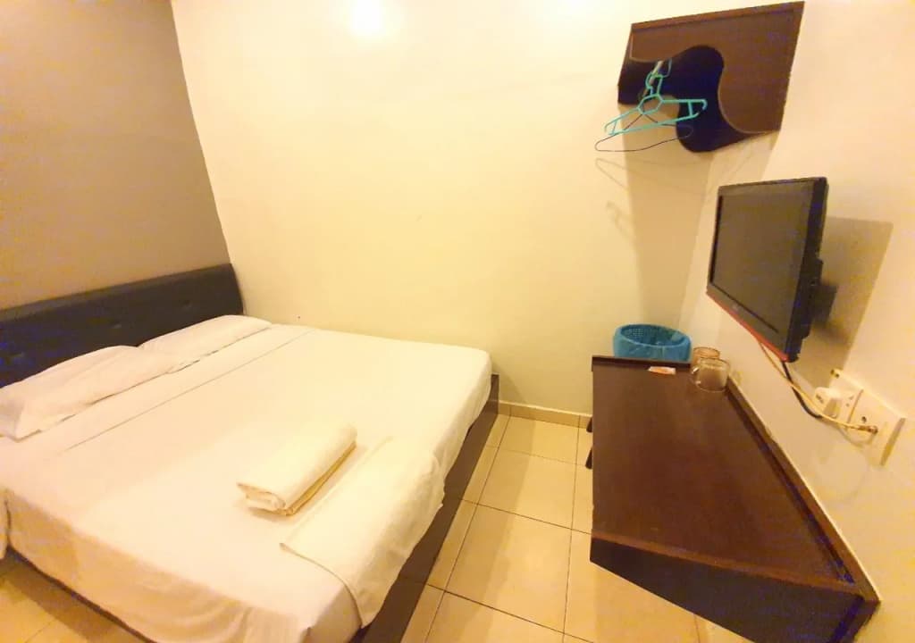 OYO 89715 CK Hotel - photo 10