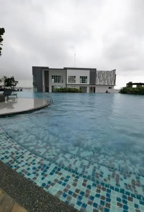 A1403 JB CITY SKS HABITAT LARKIN 2BR 6Pax 100mbps NETFLIX!! By STAY - photo 1