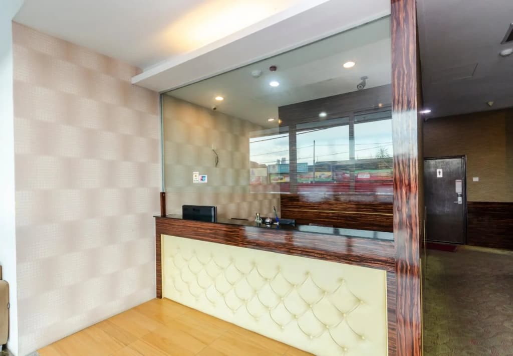 WF Hotel - photo 1