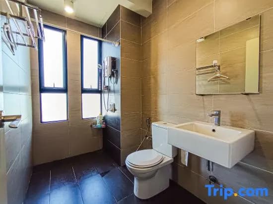 Premium Sky Loft at Midhill Genting HighLands by HCK - photo 2