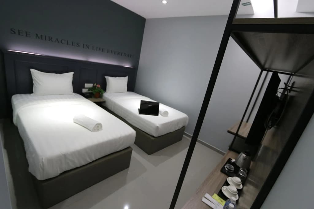 Hotel 99 - Sri Petaling - photo 6