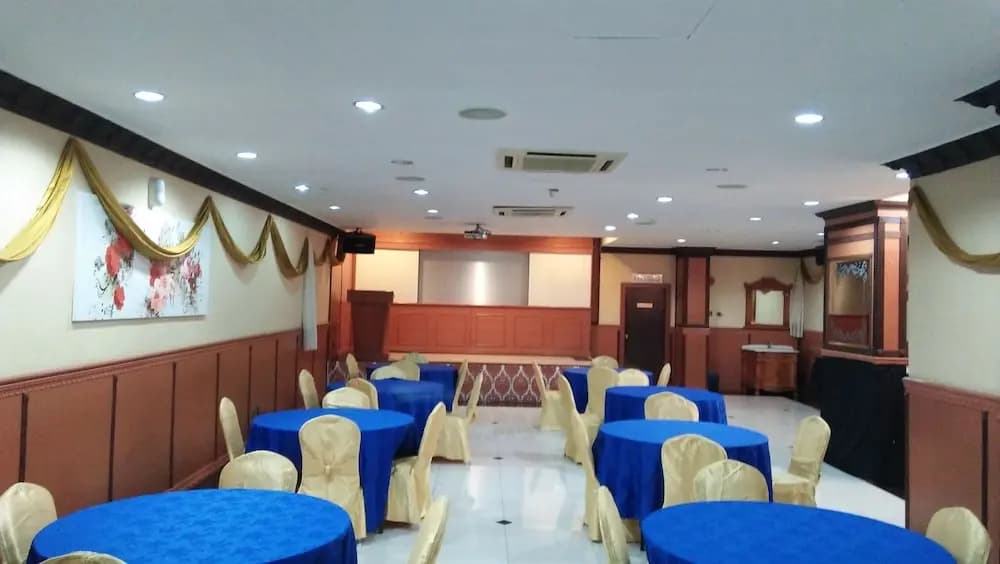 TC Inn Capital Hotel - photo 15