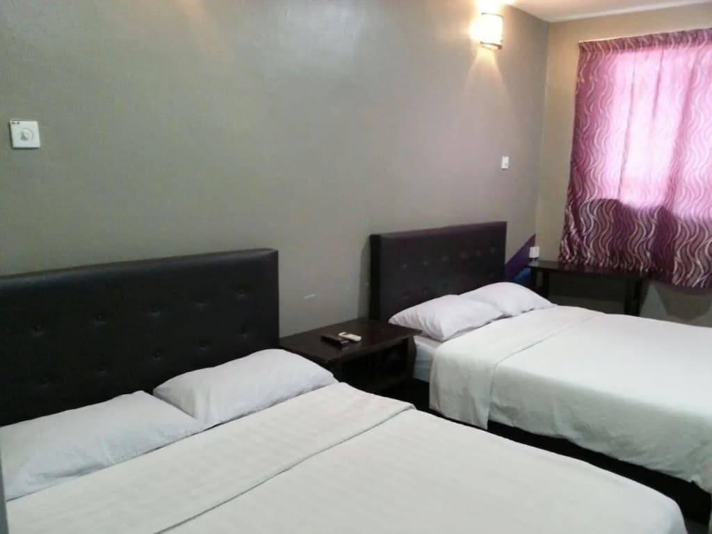 Fantastic Motel and Cafe - photo 1