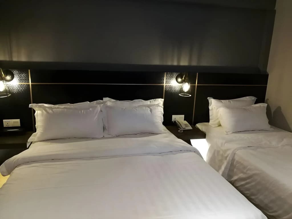 Riverside Boutique Guesthouse - photo 4