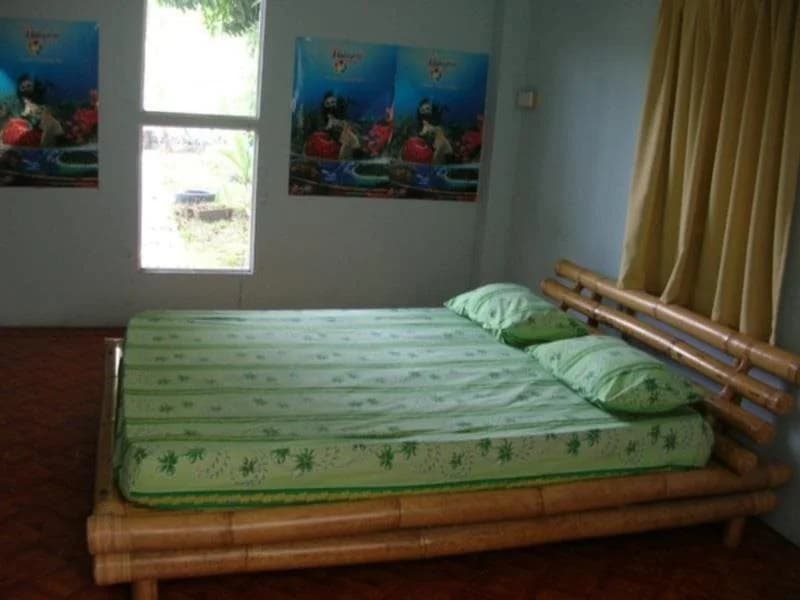 Borneo Beachouse Backpackers - photo 2